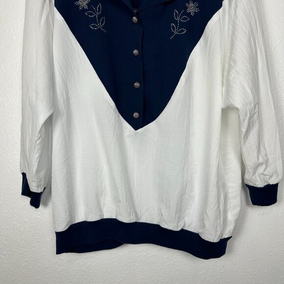 GW White and Blue rhinestoned Vintage Western Style Collared Blouse Sz. Large - Picture 7 of 8